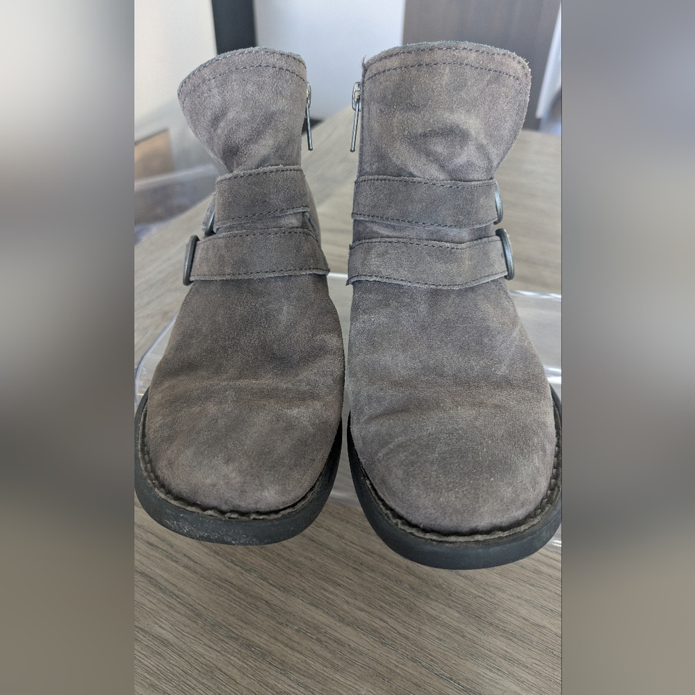 Born ankle booties size 6.5 - Picture 2 of 11